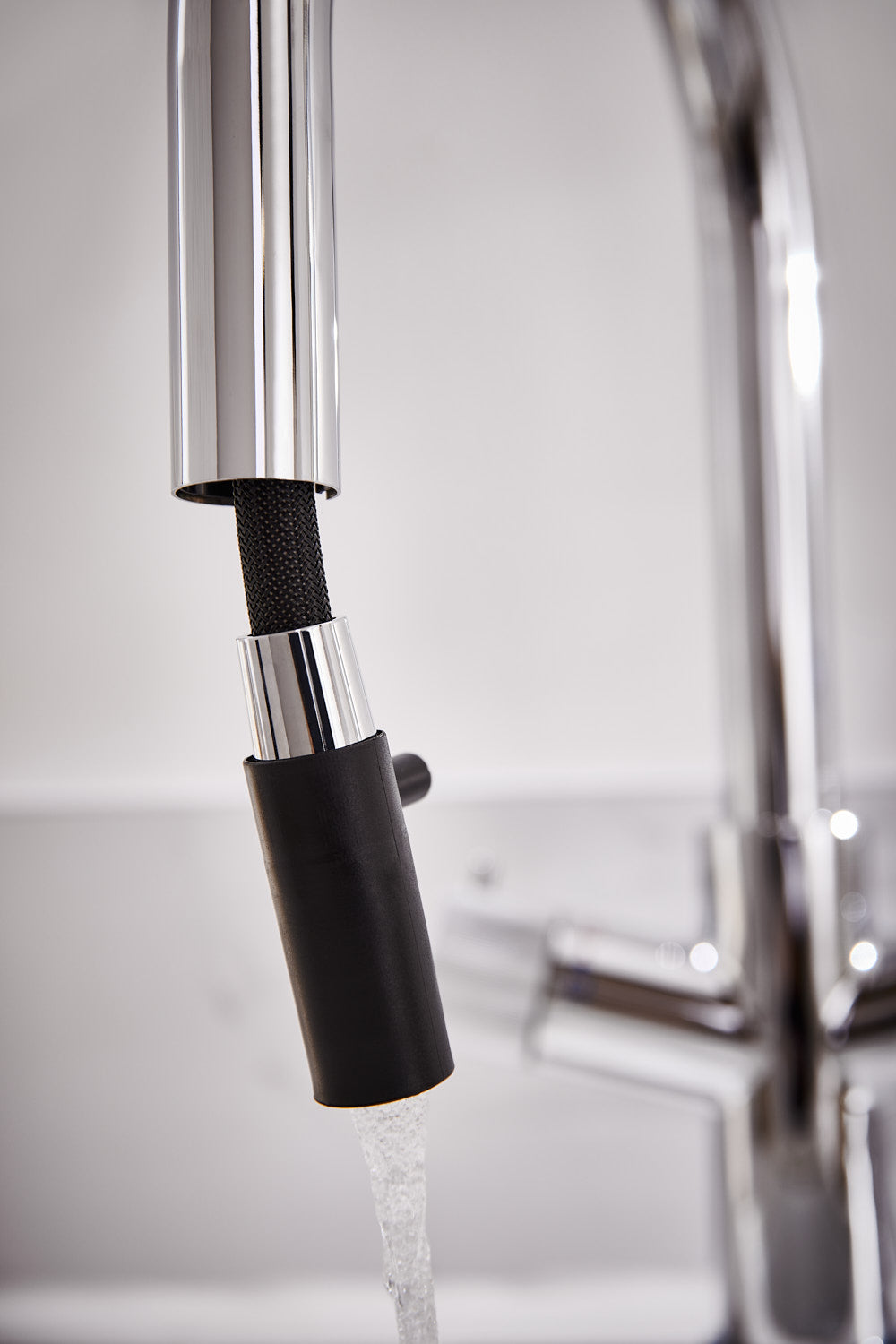 KoGE 4-in-1 Swan Pull Out Spout Hot Water Tap | Chrome