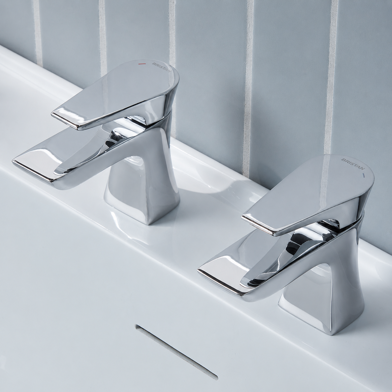 Bristan - Hourglass Bath Tap Pair - Chrome
