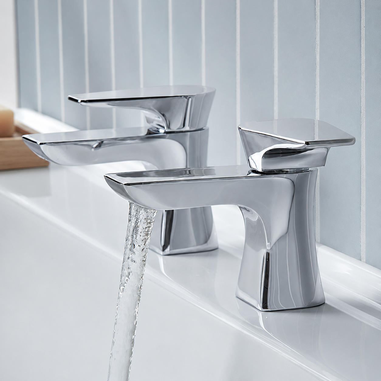 Bristan - Hourglass Bath Tap Pair - Chrome